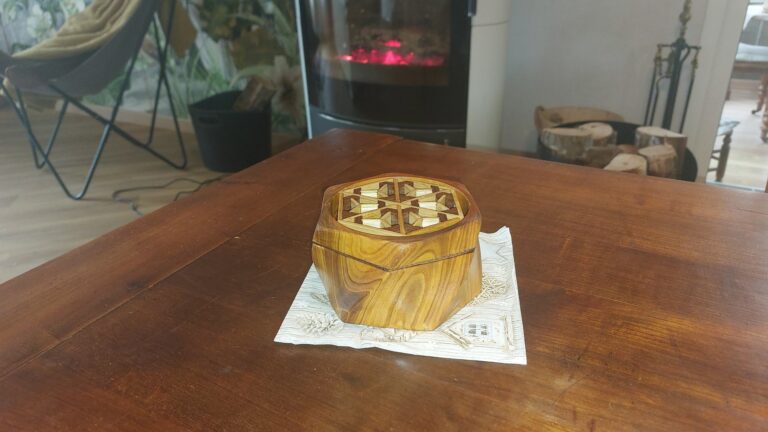 Boite Kumiko à pot-pourri