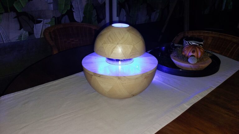 Lampe Demon Core