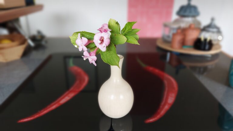 Vase Tsurukubi